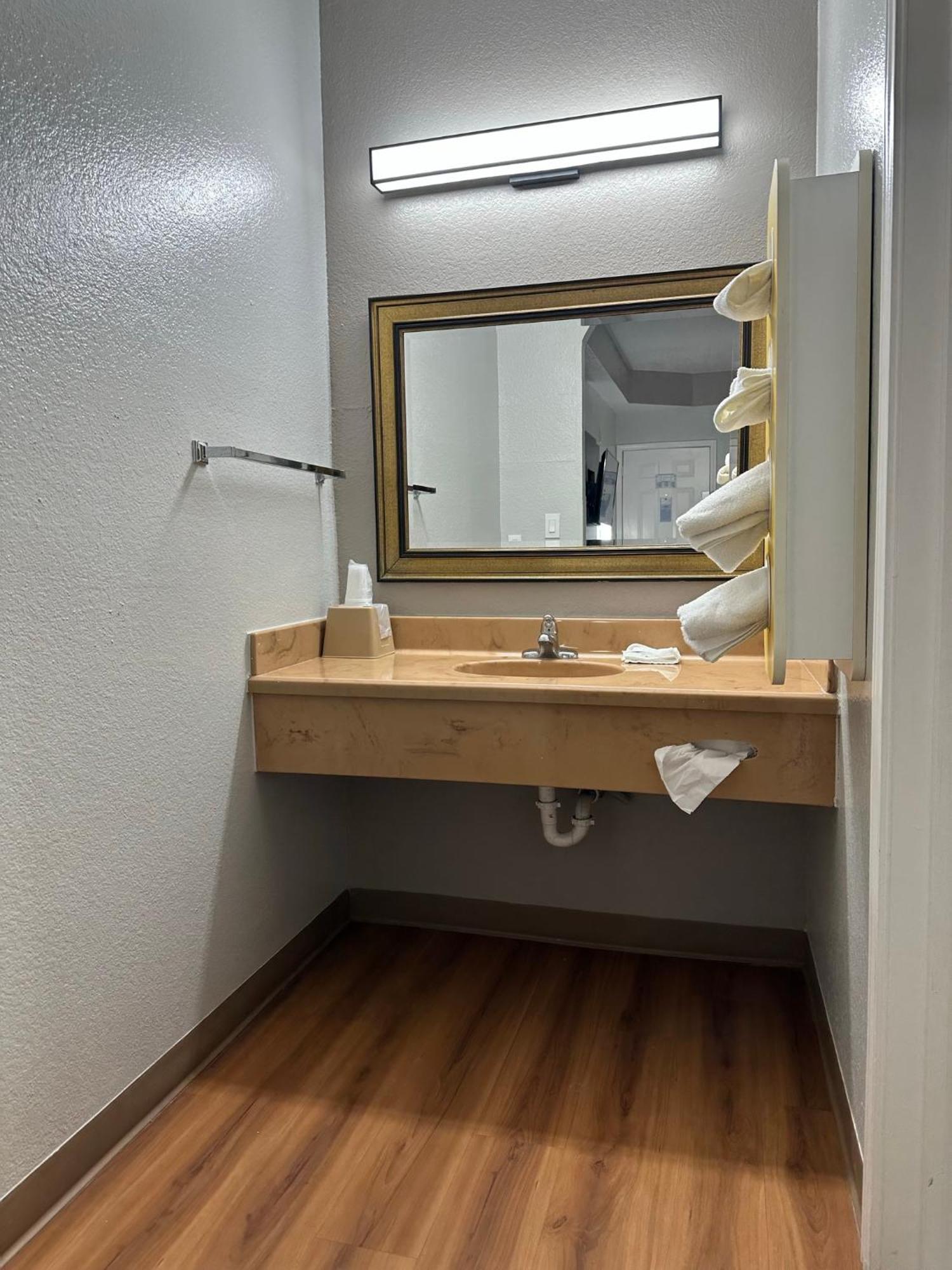 Motel 6 Alvarado Tx Екстер'єр фото