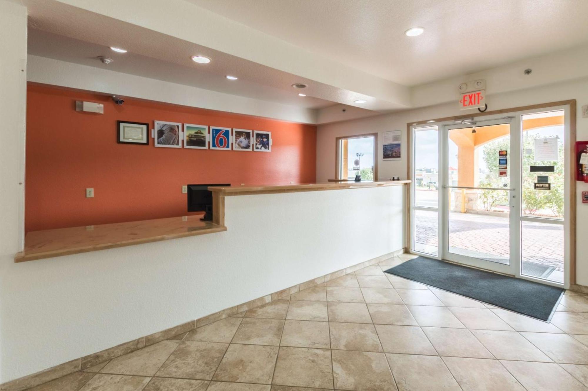 Motel 6 Alvarado Tx Екстер'єр фото